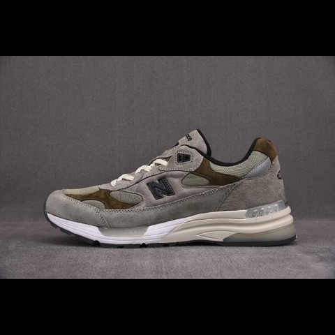 nb 992 스니커즈