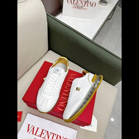 23ss valenti*o 스터드 어라운드 스니커즈