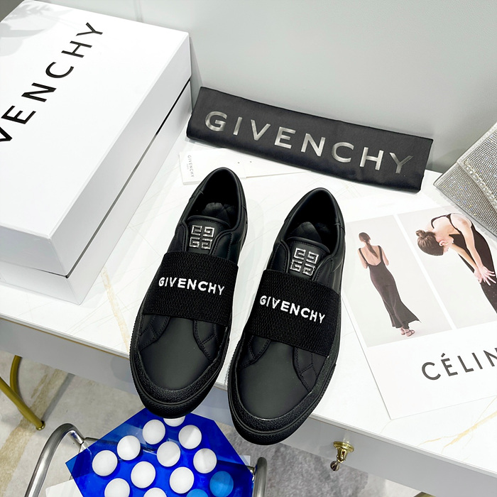 givench* 시티 스포츠 스니커즈