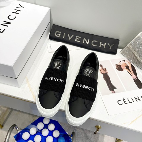 givench* 시티 스포츠 스니커즈