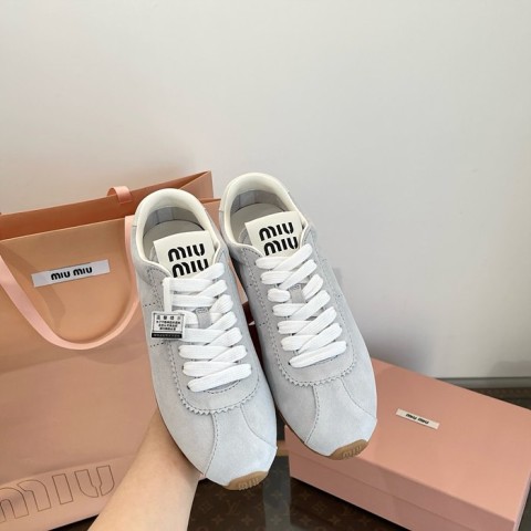 miu mi* 트레이닝 슈즈