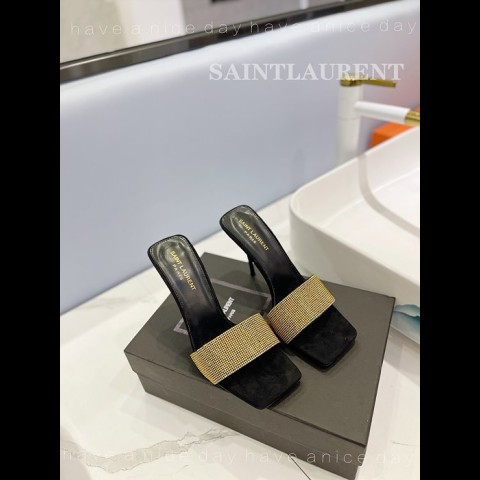 ysl 뮬