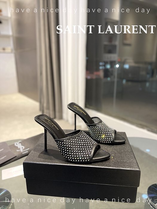 ysl 뮬