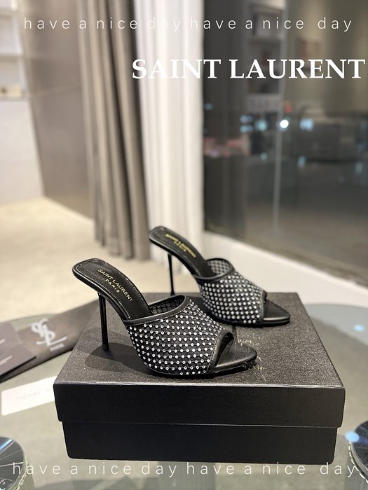 ysl 뮬