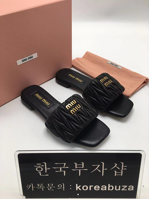 39사이즈 245mm miu mi* 마테라쎄 나파 가죽 슬라이드 [당일배송]